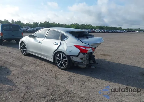 2016 Nissan Altima 2.5 Sr из США, поврежденный, VIN 1N4AL3AP9GC277740